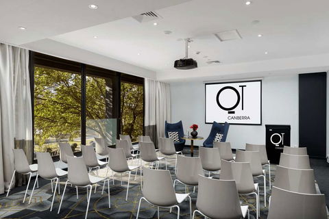 QT Canberra - Accommodation NT 7