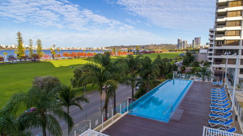 Crowne Plaza Perth - Accommodation NT 0