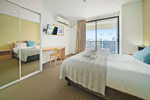 All Suites Perth - NT Tourism 6