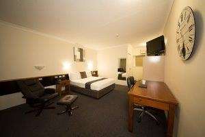 Emerald Maraboon Motor Inn - Accommodation NT 7