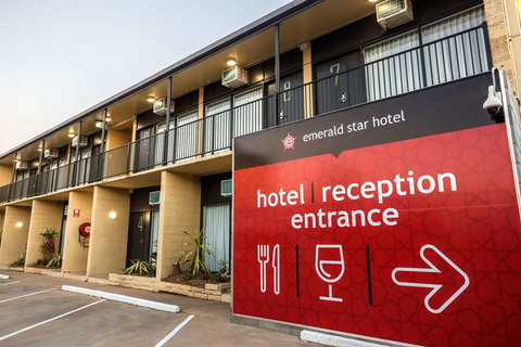 Emerald Star, a Nightcap Hotel - Accommodation NT 0