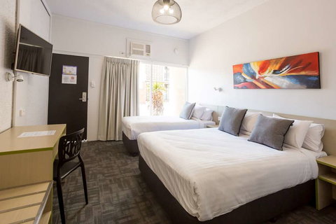 Emerald Star, a Nightcap Hotel - Accommodation NT 2