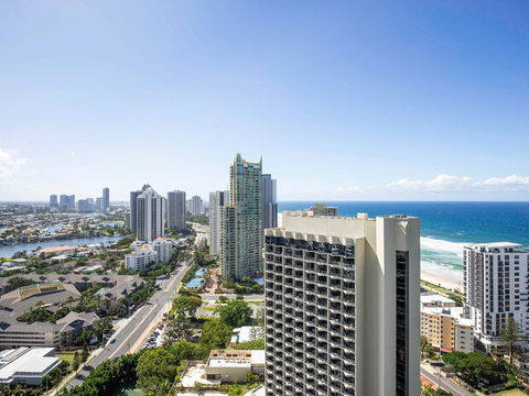 Mantra Crown Towers Surfers Paradise - Accommodation NT 2
