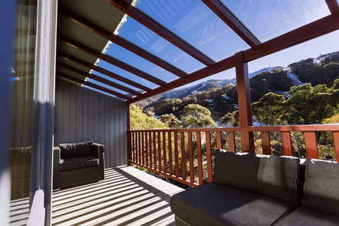 Thredbo Alpine Hotel - NT Tourism 1