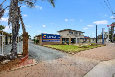 Comfort Inn Flinders on Main - Accommodation NT 0