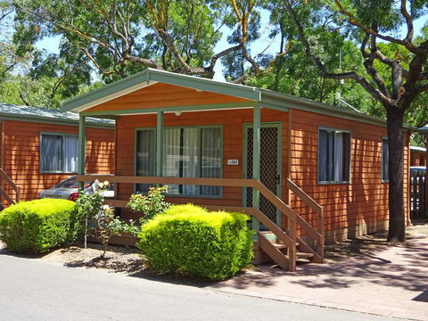 Adelaide Caravan Park - Accommodation NT 1