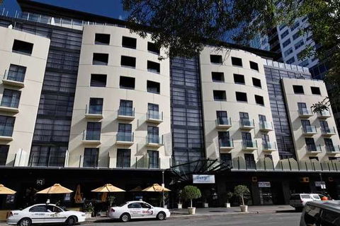 Mantra Hindmarsh Square - Accommodation NT 0