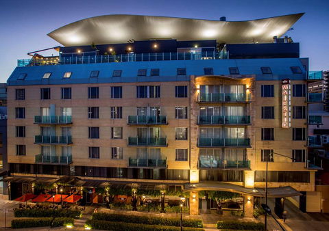 Majestic Roof Garden Hotel - Accommodation NT 0