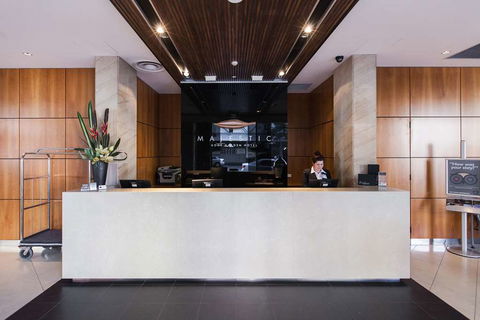 Majestic Roof Garden Hotel - Accommodation NT 2