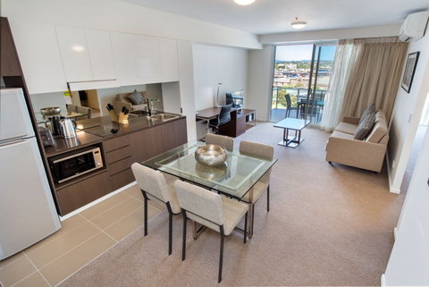 Empire Apartment Hotel - Accommodation NT 2