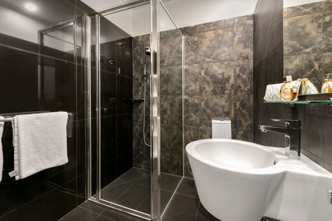 Quest Savoy - Accommodation NT 2