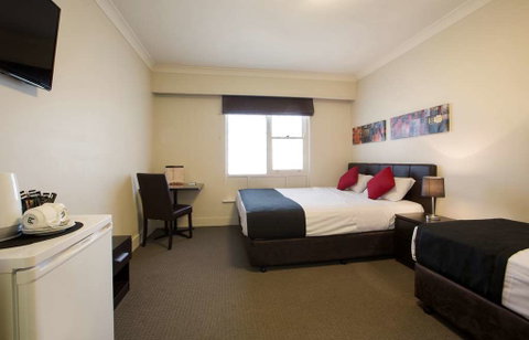 Enfield Hotel - Accommodation NT 2