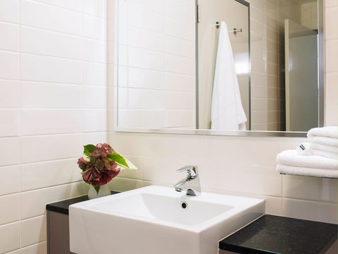 Novotel Darwin Airport Hotel - Accommodation NT 1