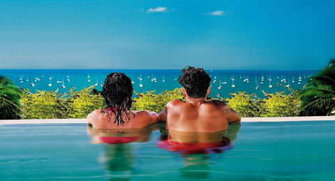 At Waters Edge Resort - NT Tourism 1