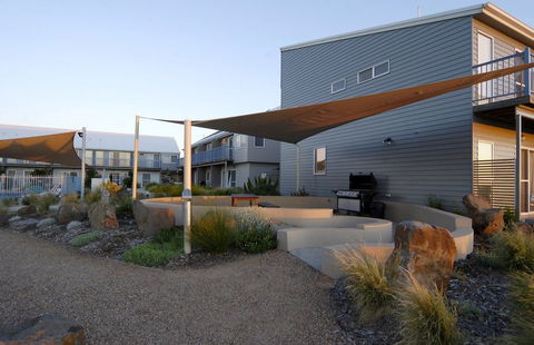 Quest Williamstown North - Accommodation NT 0