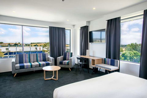 Alpha Hotel Eastern Creek - NT Tourism 16