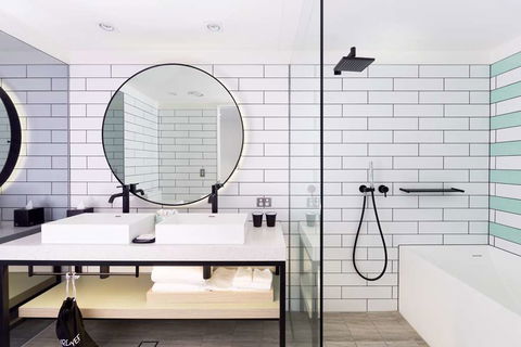 QT Bondi - Accommodation NT 8