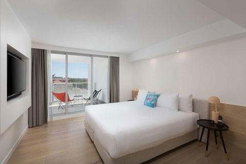 QT Bondi - Accommodation NT 10