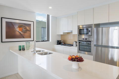 Meriton Suites Zetland - Accommodation NT 13