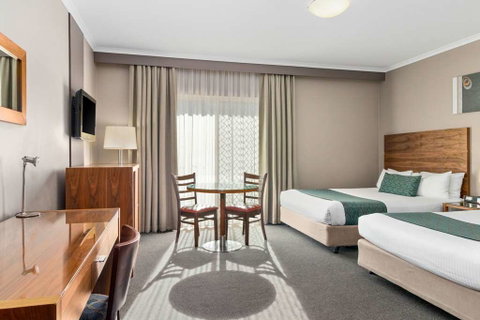 Quality Hotel Dickson - Accommodation NT 1