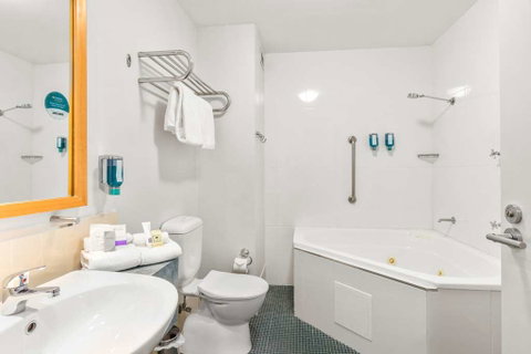 Quality Hotel Dickson - Accommodation NT 5