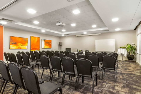 Quality Hotel Dickson - Accommodation NT 9