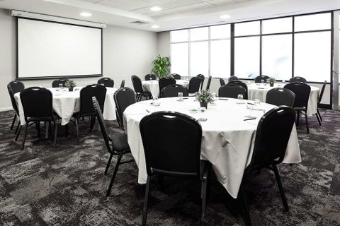 Quality Hotel Dickson - Accommodation NT 10