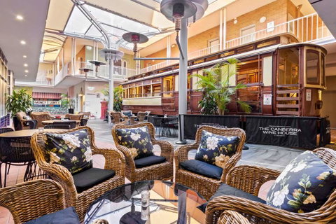 Quality Hotel Dickson - Accommodation NT 16