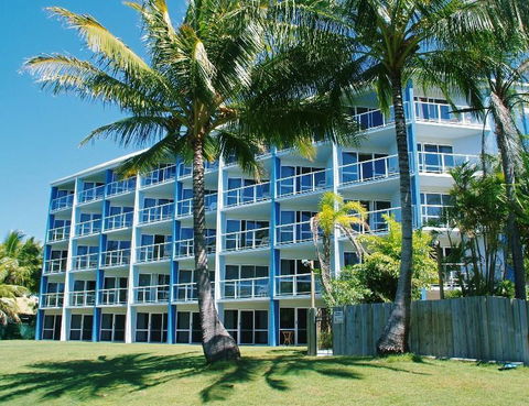Hotel Ocean International - NT Tourism 0
