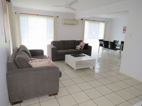 The Shores Holiday Apartments - Accommodation NT 3