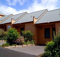 Meredith House and Mews - Accommodation NT