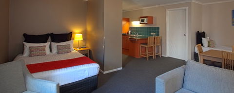 Quest Waterfront Serviced Apartments - Accommodation NT 2