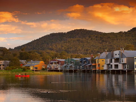 Novotel Lake Crackenback Resort & Spa - NT Tourism 0