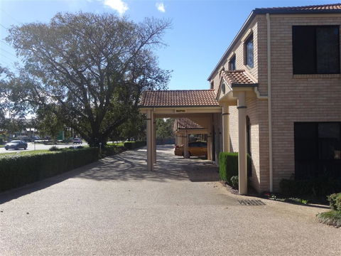 Best Western Tuscany On Tor Motor Inn - Accommodation NT 2