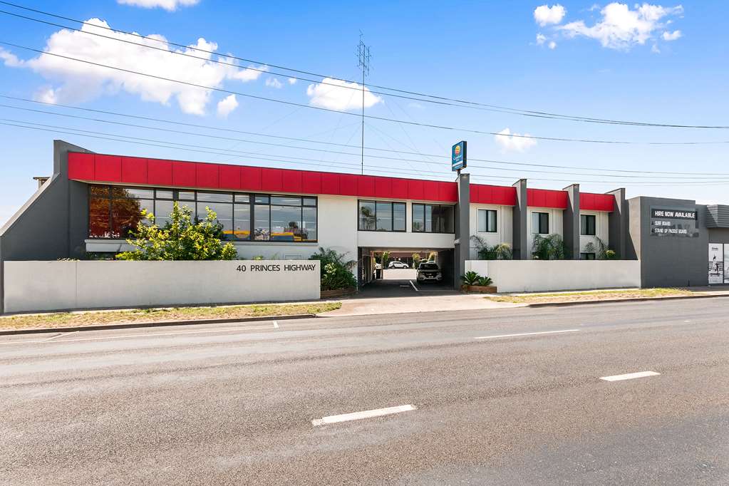 Manorina VIC Accommodation NT