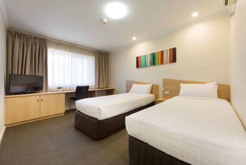 Ramada Encore by Wyndham Belconnen - Accommodation NT 1