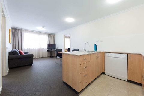 Ramada Encore by Wyndham Belconnen - Accommodation NT 2