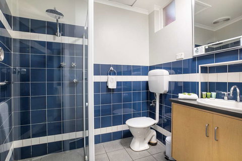 Watermark Glenelg - Accommodation NT 1