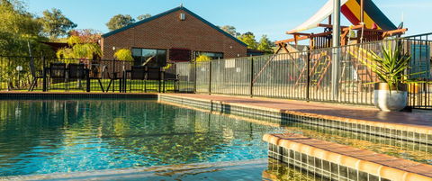 Blazing Stump Motel & Suites - Accommodation NT 1