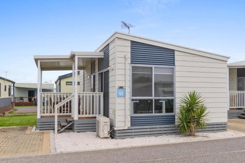 Discovery Parks Adelaide Beachfront - Accommodation NT 2
