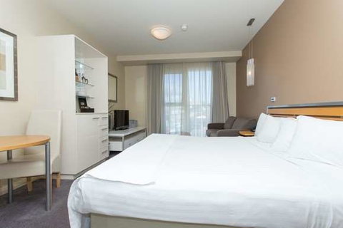 Peppers Seaport Hotel - Accommodation NT 5