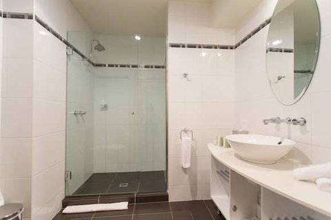 Peppers Seaport Hotel - Accommodation NT 9