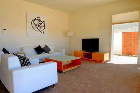 York Cove - Accommodation NT 6