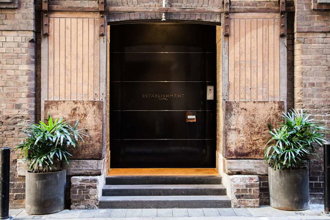 Establishment Hotel - Accommodation NT 1