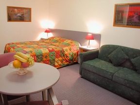 Princes Park Motor Inn - Accommodation NT 1