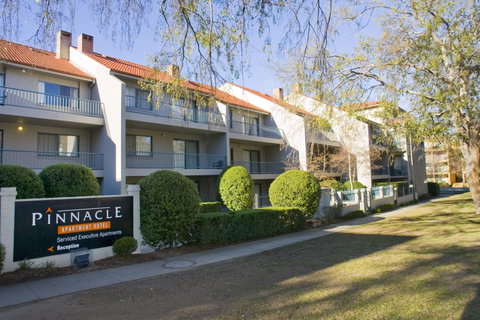 Pinnacle Apartments - Accommodation NT 0