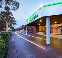 Holiday Inn Warwick Farm - NT Tourism