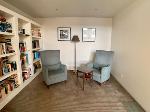 Astra Apartments Brisbane - Accommodation NT 2