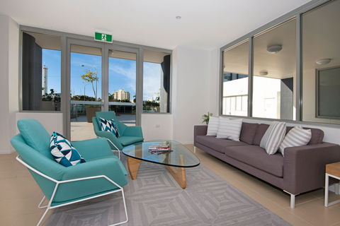 Allure Hotel And Apartments - Accommodation NT 1