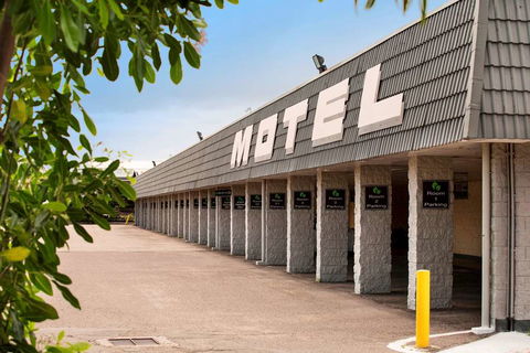 Dalrymple Motel - Accommodation NT 0